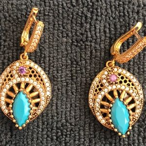 925 sterling silver earrings, matching pieces are in my listings